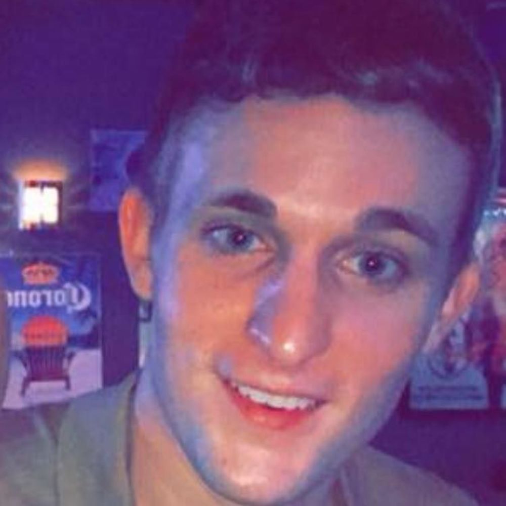 Meet your Posher, Trace
